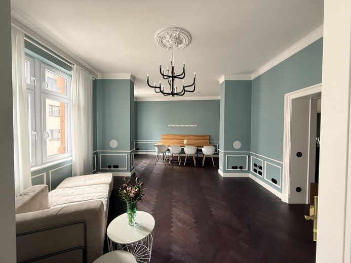 Attraktive 2 Zimmer Wohnung im 1. OG Johannesviertel in Darmstadt – Wohnen/Essen