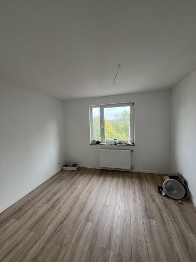 Wuppertाल में बालकनी वाला उजला 2-कमरों का अपार्टमेंट - Nordbahntrasse के पास – Schlafzimmer