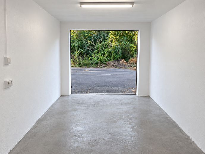 XXL garage con elettricità da affittare, garage singolo o doppio, Laugkstr – Einzelgarage