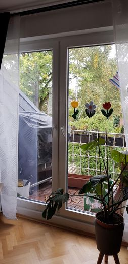 Sonnige Dachgeschosswohnung in Köln-Weiden – Balkon
