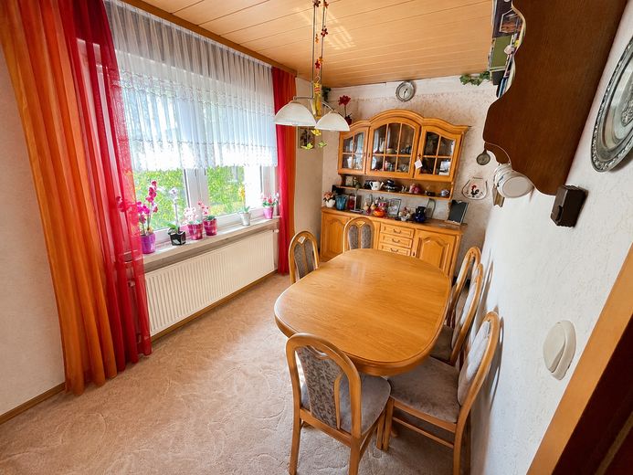 Büro /Kinder/Arbeit