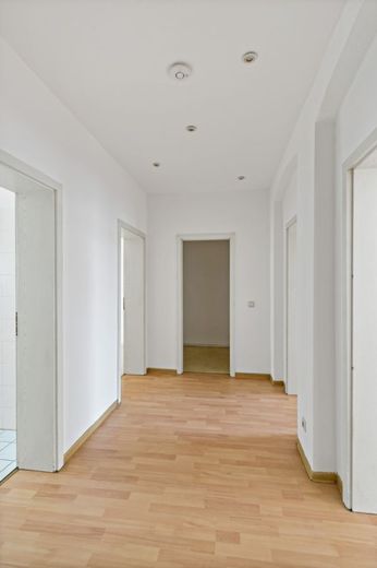 2 geräumige 3-Raumwohnungen nur unweit vom Hauptbahnhof! – Diele