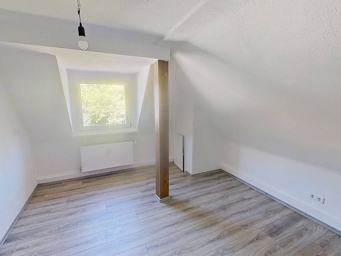 Moderno appartamento di 3 locali con bagno finestrato e tanti comfort a Duisburg-Meiderich – Ansicht II: Wohn- und Esszimm…