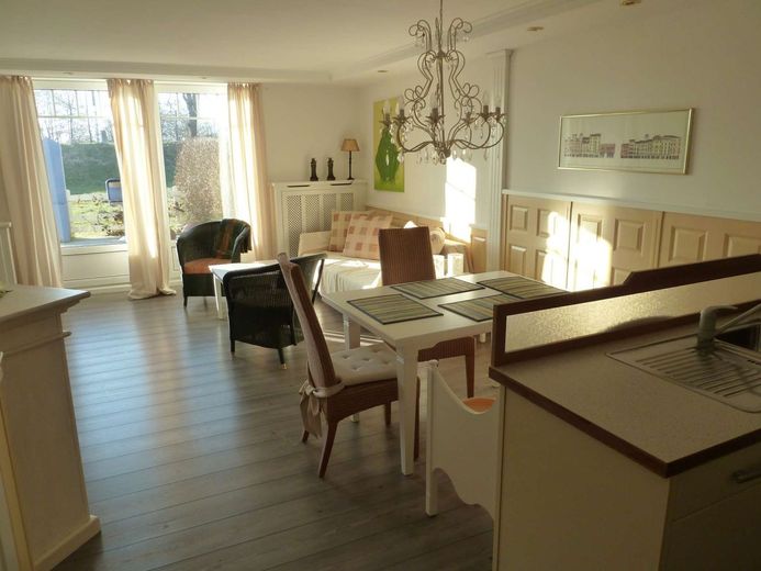 Investment in Lietzow am Jasmunder Bodden – Küche/Wohnzimmer
