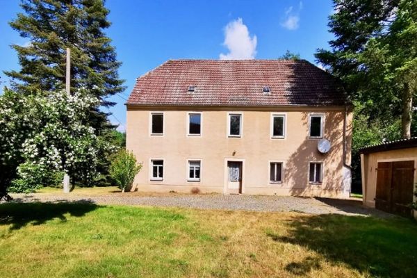 Ehemaliges Pfarrhaus mit sehr schönem Garten in Riesa OT