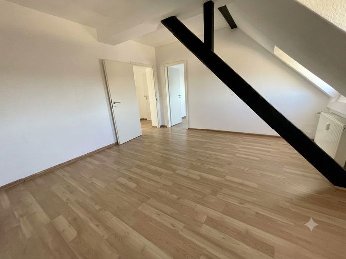 Schicke 2-Zimmer-Wohnung in Krefeld Inrath-Kliedbruch – Wohnzimmer2
