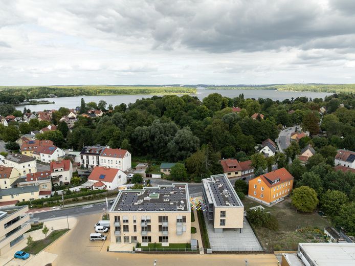 ¡Bienvenido a su nuevo hogar junto al palacio de Caputh! – Blick von oben