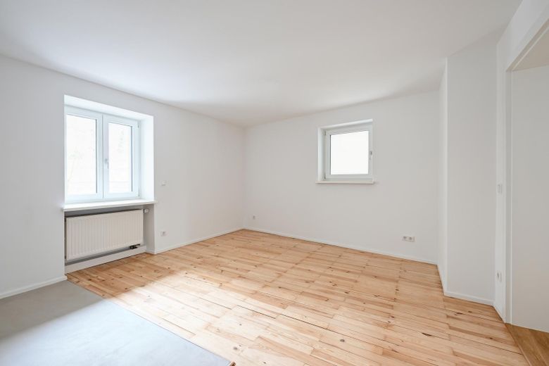 Energetisch saniertes Haus - Ruhige 2,5-Zimmer Wohnung im Hochparterre in der Maxvorstadt – Wohnküche