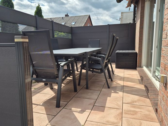 Großzügiges Zweifamilienhaus in ruhiger Feldrandlage mit Sommergarten, Balkon, Terrasse & Garage – Foto 21