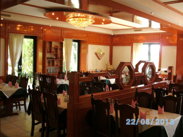 Residential and commercial building, detached restaurant in a secluded location for sale – Photo 11