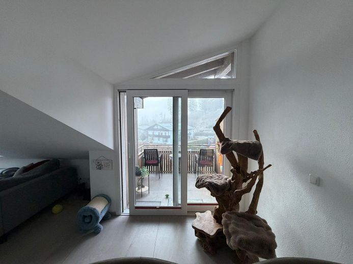 Appartamento mansardato in posizione premium con vista panoramica – Foto 17