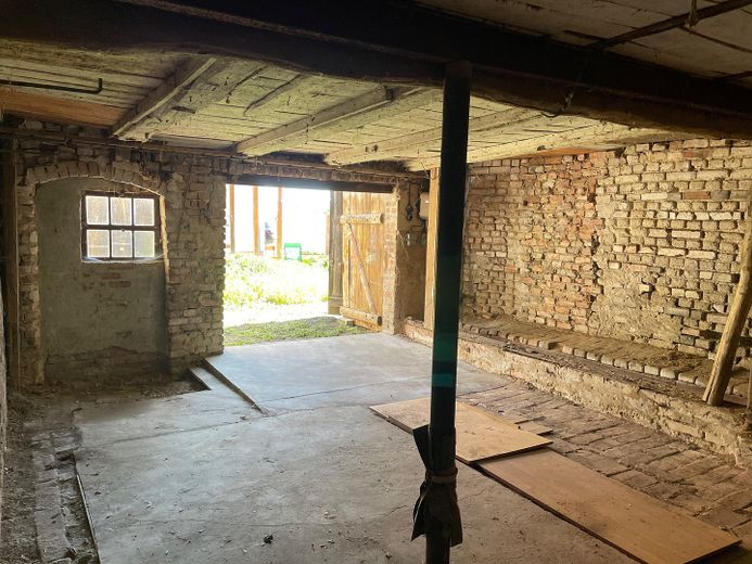 Stallungen neben der Remise