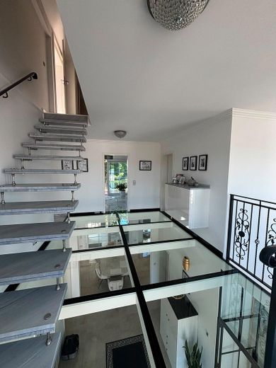 Exklusive Stadtvilla in direkter Wasserlage, Haus am Wasser – Foto 1