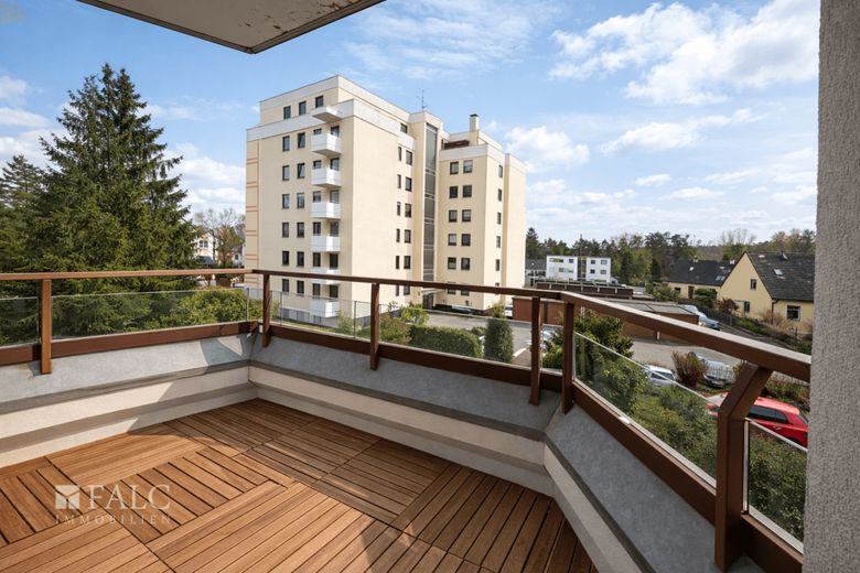 "Individuell fertigstellen &amp; profitieren - helle Wohnung mit Balkon und Tiefgaragenstellplatz" – Balkon Ki