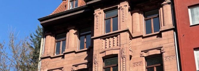 Gebäude