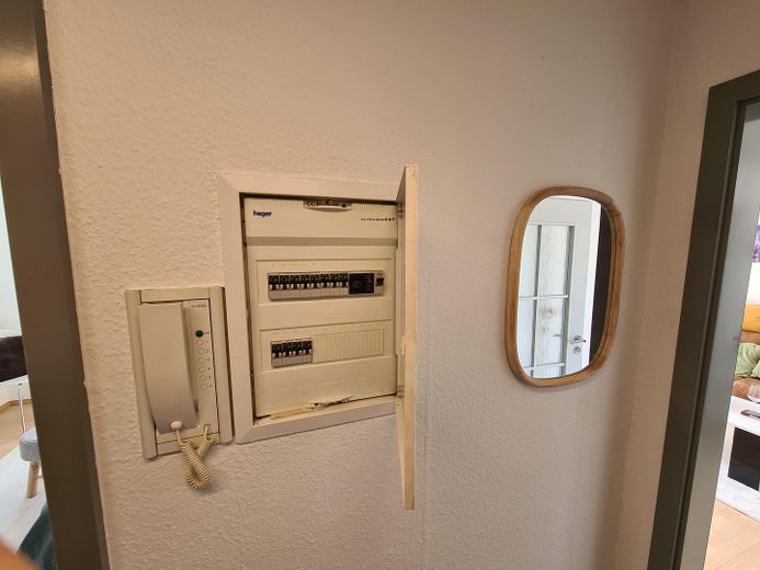 Balkonlu, otoparklı ve yeni doğalgaz kat kaloriferli 3 odalı daire | 50,90 m² – Stromkasten