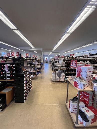 380 m² Verkaufs- /Gewerbefläche im Nahversorgungsgebiet Altdorf / Landshut | 30 Stellplätze – Innenansicht