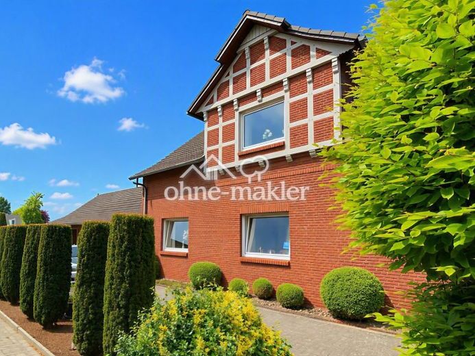 Von Privat: Großzügiges Ein- oder Zweifamilienhaus in Sackgassen-Lage (optional mit Baugrundstücken) – Foto 1