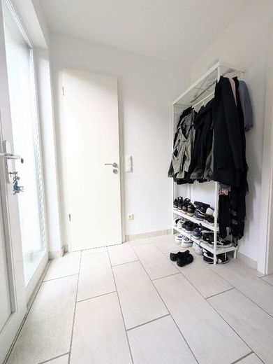 Casa di testa individuale di architetto con 4 locali a Schenefeld – Flur