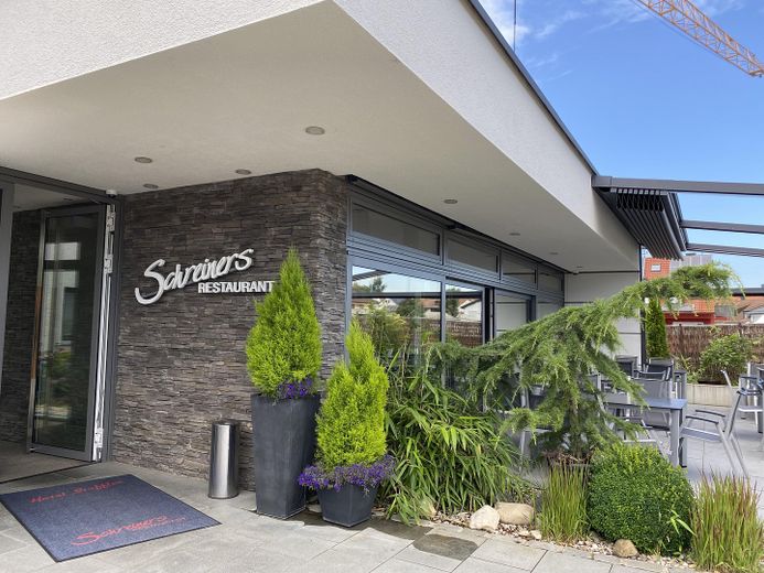 Ekskluzywne 1-pokojowe mieszkanie z pięknym balkonem i dobrym połączeniem komunikacyjnym – Restaurants zu Fuß erreichbar