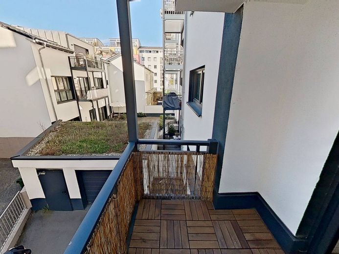 Luminoso piso de 3 habitaciones con BALCÓN y moderna COCINA INTEGRADA en el oeste de Stuttgart – Ansicht I: Balkon