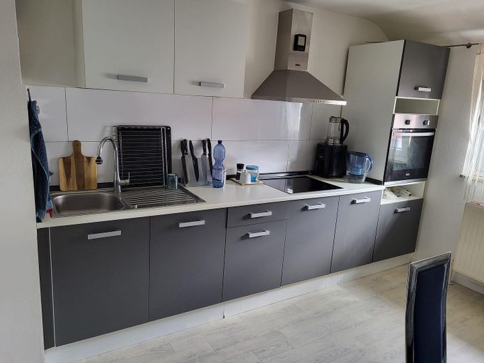 2-Zimmer-Wohnung in Heilbronn, zentrale Lage, 2 Keller – Küche Bild 1