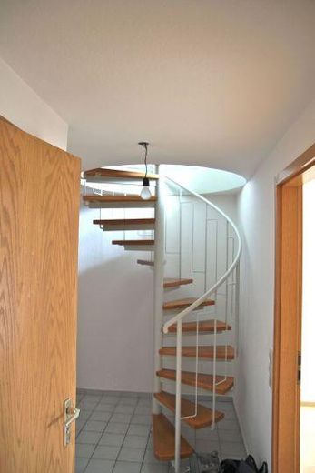 Luminoso appartamento di proprietà con spazio aggiuntivo – Wendeltreppe