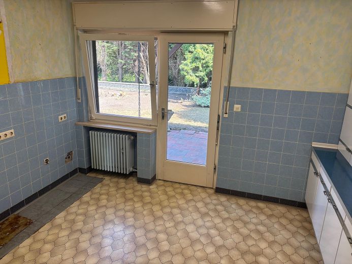 Bungalow mit großer Doppelgarage in ruhiger, zentraler Lage auf tollem Grundstück – Küche