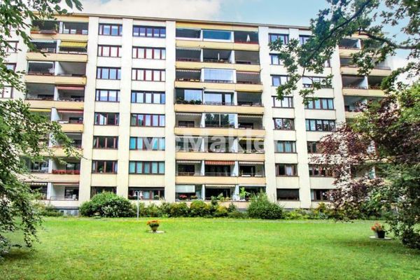 Großzügige 3-Zimmer-ETW mit Loggia in begehrter Lage von Düsseldorf-Golzheim - ab sofort bezugsfrei!