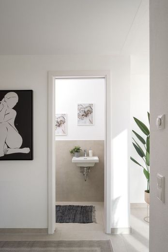 Neubau in massiver Bauweise- DHH mit Dachterrasse in ruhiger Lage – WC