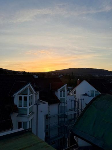 3 Zimmerwohnung mit 3 Tiefgaragenplätzen und 4 Balkonen – Ausblick Dachterrasse