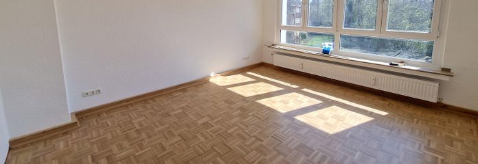 Wohnraum spiegelverkehrt