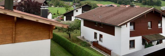 Appartement au dernier étage avec vue sur les montagnes