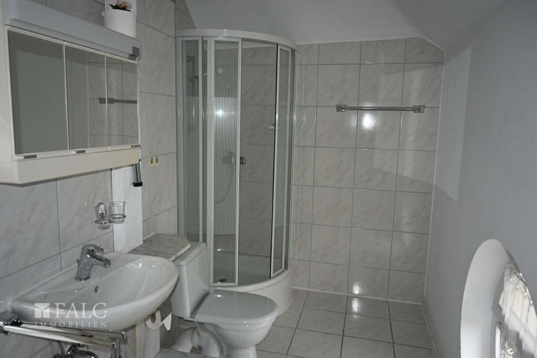 Gewerblich oder Privat: Hier steht Ihnen alles offen! – Beispiel-Badezimmer-