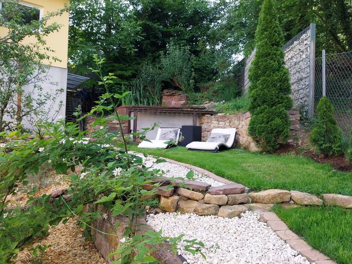 Oberer Gartenbereich