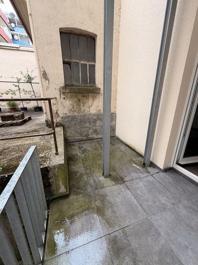 Gepflegte und Sanierte 2,5-Zimmer Wohnung im EG in Pforzheim inkl. EBK und Fußbodenheizung – Balkon 2