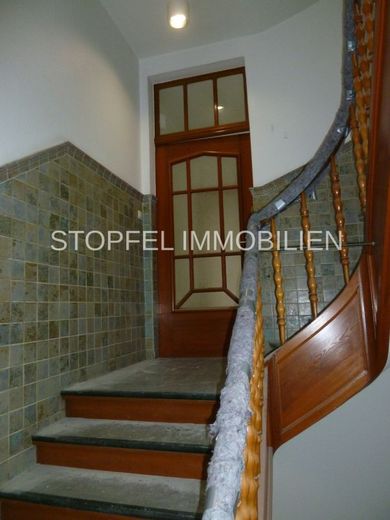 Schöne gepflegte City-Wohnung mit Süd-Balkon – Treppenhaus