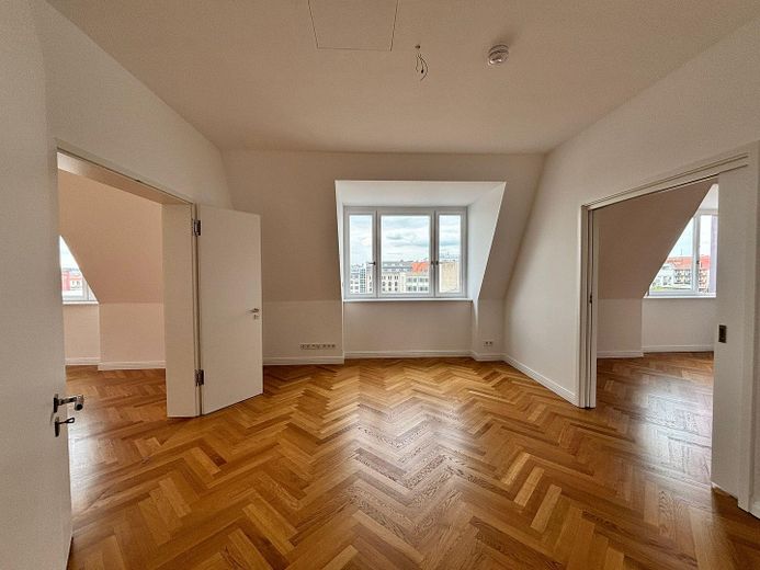 Provisionsfrei: Außergewöhnliche Dachgeschosswohnung mit Blick über Berlin und toller Dach-Terrasse – Arbeitszimmer (Durchgangszimme