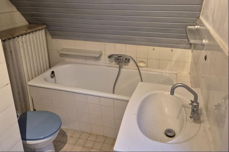 Einfamilienhaus in Hamburg Volksdorf zu vermieten – Bad
