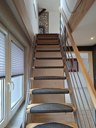 Treppe zum 1. OG