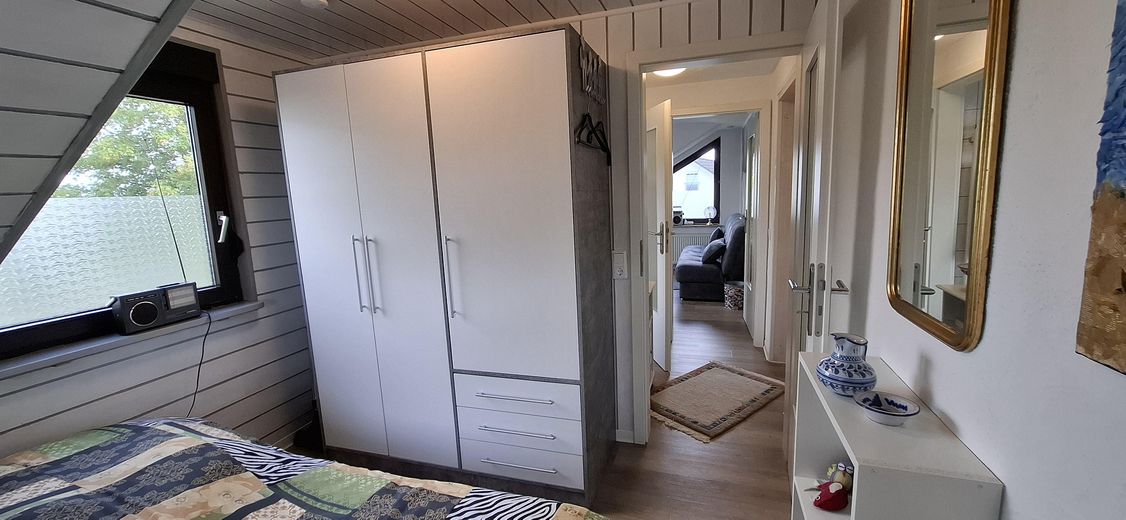 Zweifamilienhaus plus Appartement - Provisionsfrei – Appartement