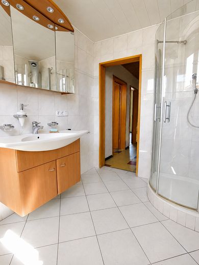 Una casa amata cerca persone per un futuro comune [da privato] – Bad 2 OG Haus 1