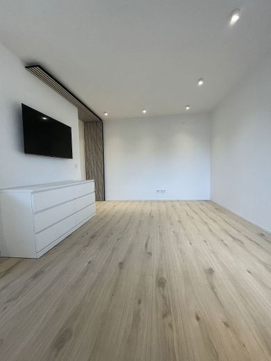 Renovierte teil- oder vollmöblierte Wohnung in der City, 5 Minuten zum Bahnhof – Foto 6