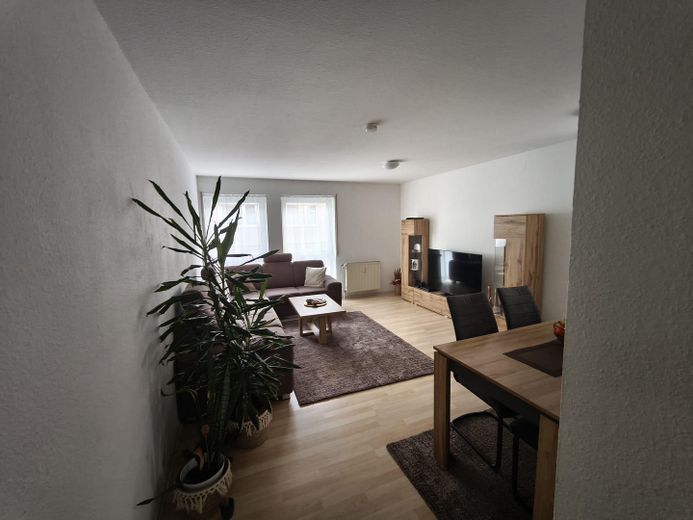 Mieszkanie 3-pokojowe w Stuttgart-Süd – Wohnzimmer/Esszimmer