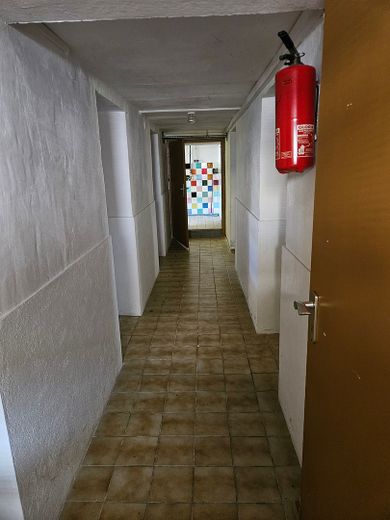 Casa bifamiliare indipendente in posizione privilegiata ai margini del paese a Königsbach-Stein – Foto 4