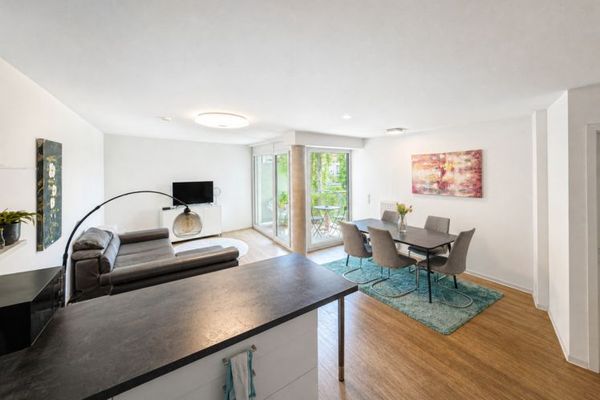 Schöne 2 Zimmer Wohnung im 4.OG eines MFH, 58qm Wohnfläche mit Balkon in Top Lage HD Bahnstadt