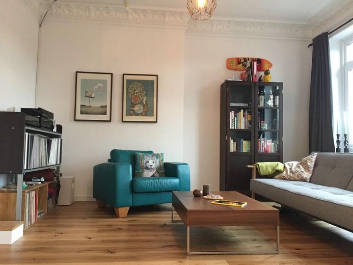 01 - zimmer_nord_gross_moeblie