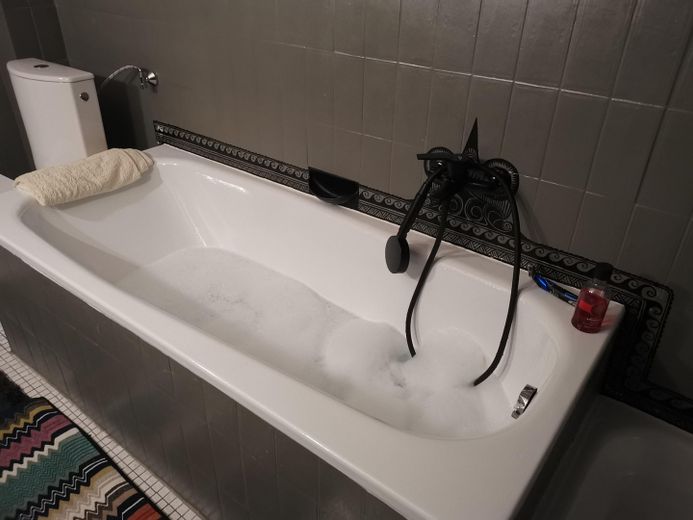 Grüne Oase am Rande der Altstadt – Badezimmer