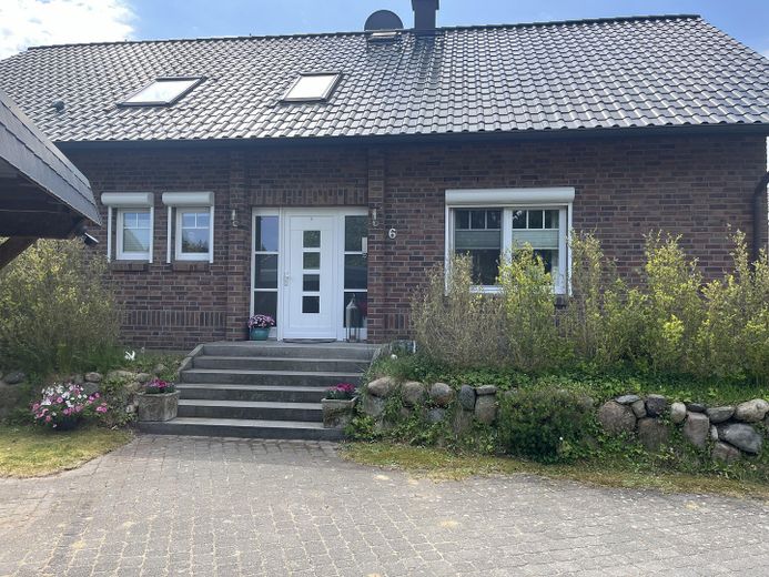 Haus Frontansicht
