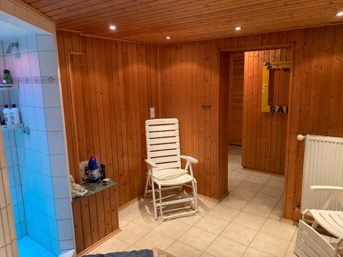 Wunderschöner Bungalow in Mutterstadt mit Pool – Foto 18